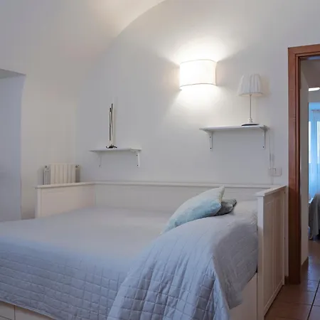 Casa Vera Camelia 3*